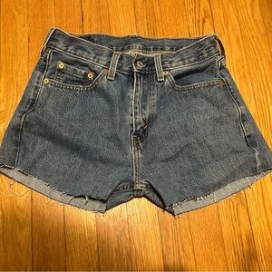 Vintage Y2K 90s cut off Levi’s denim shorts